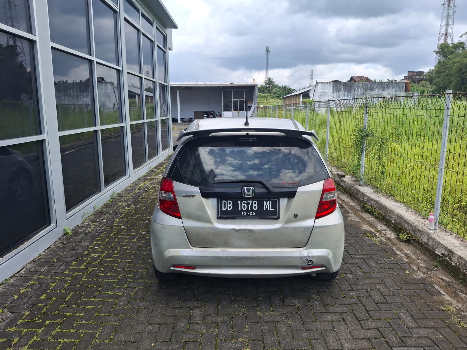 gambar besar 5